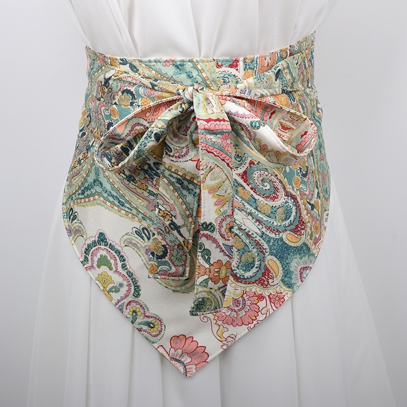 Moodne universaalne uus hiina boheemlaslikus etnilises stiilis kolmnurkne rätik paeltega naiste dekoratiivne vöökoht Spice Girl peerukardin