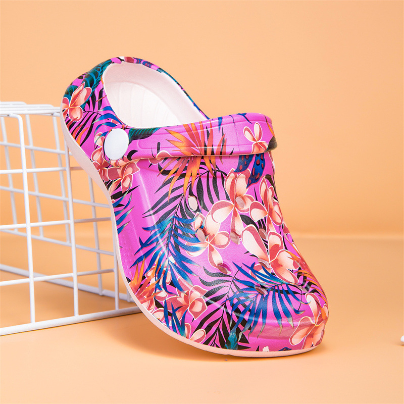 Pārrobežu bērnu čības 2025. gada vasaras jaunie caurumi zēniem un meitenēm iekštelpu jauki multfilmu apdrukāti pludmales apavi vairumtirdzniecībā