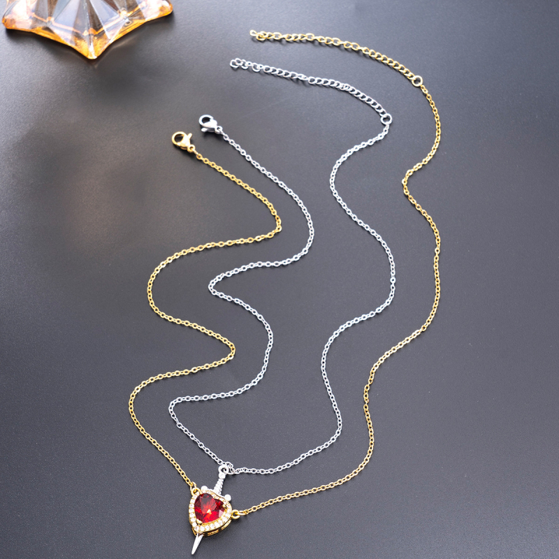 Tarptautinis perkamiausias Valentino dienos dovanų rinkinys su „Strėle per širdį“ – rubino ir meilės durklo, deimanto ir raktikaulio grandinėle