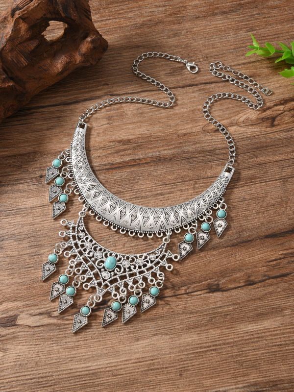 Euroopa ja Ameerika tuntud retrohõnguliste kaelakeede uus moodne luksuslik liialdatud teemantidega kaunistatud naiste rangluukettide ehete hulgimüük