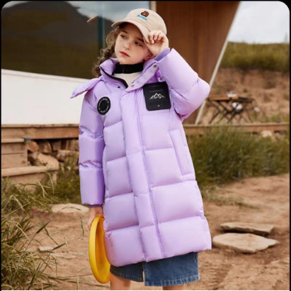 3QR bērnu dūnu jaka 2023. gada ziemas jaunā 90. gada baltā pīļu dūnu vidēja un liela izmēra bērnu vidēja garuma sabiezēts melnzelta mētelis, modīgs