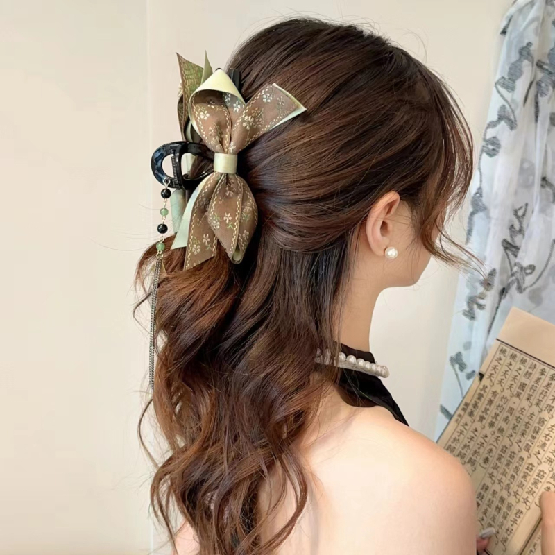 Vintage Pariisi india pähkli lille armastusega kahepoolne klamber, kvaliteetne lipsuga peakate, juuksenõel, pea tagaosa, haikala klamber