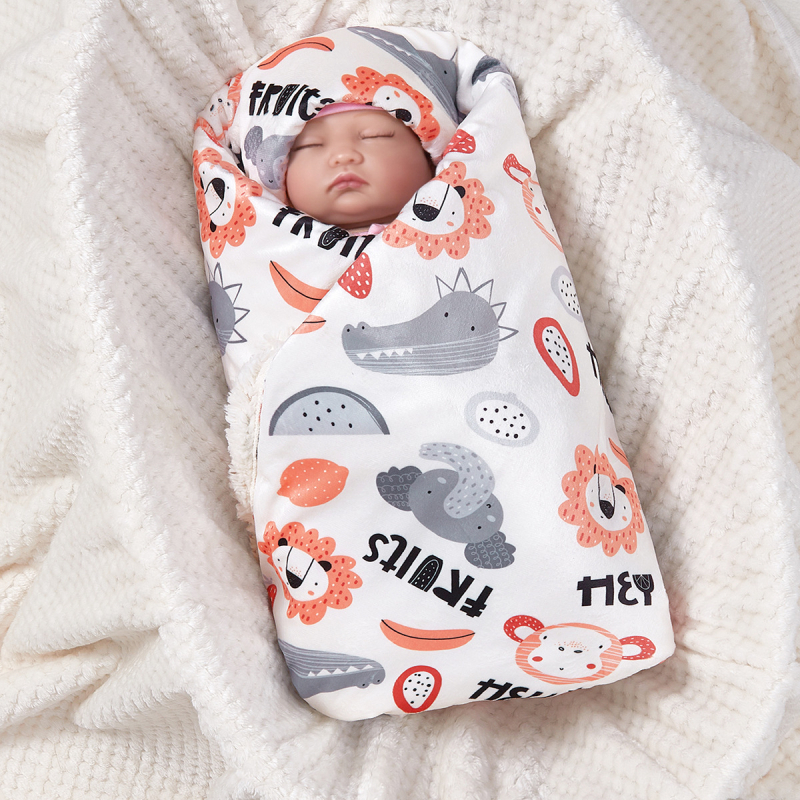 Vastsündinu sügis-talvine trükitud kahekihiline paksendatud lambavillast tekk, multifilmiteemaline lastetekk, lapsevankri kate, uinakutekk