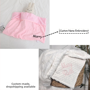 Piiriülene ja populaarne isikupärastatud tikandiga pressitud vahust kahekihiline tekk, beebimüts, samettekk, autoteki tikandid