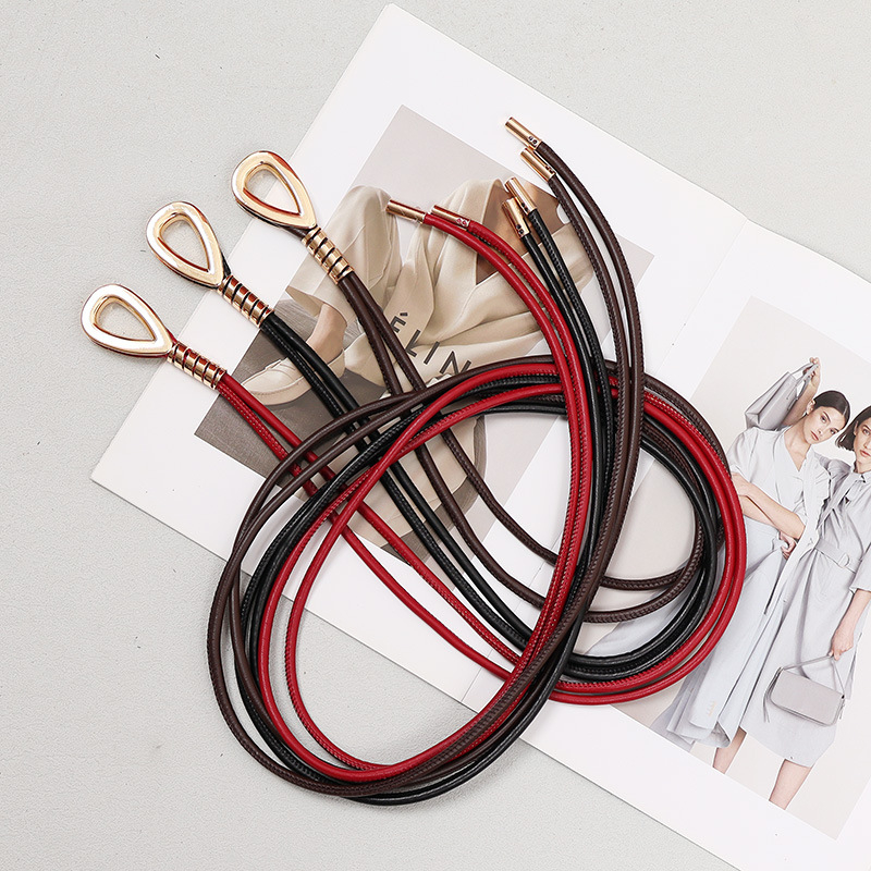 Nahast köievöö, naiste vöököis, seeliku ja kampsuni, sulejope ja mantli mood 2024. aasta uus sügis- ja talvetihe vöökate