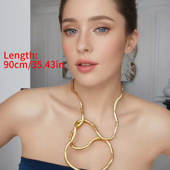 Ακέφαλο Σκοτάδι, Δροσερό, Κλειστό Στόμα, Casual Σχήμα, Υψηλής ποιότητας κολιέ, Ευρωπαϊκό και Αμερικανικό, Υπερβολικό Κολιέ σε Σχήμα Φιδιού με Ρυθμιζόμενο Σχήμα