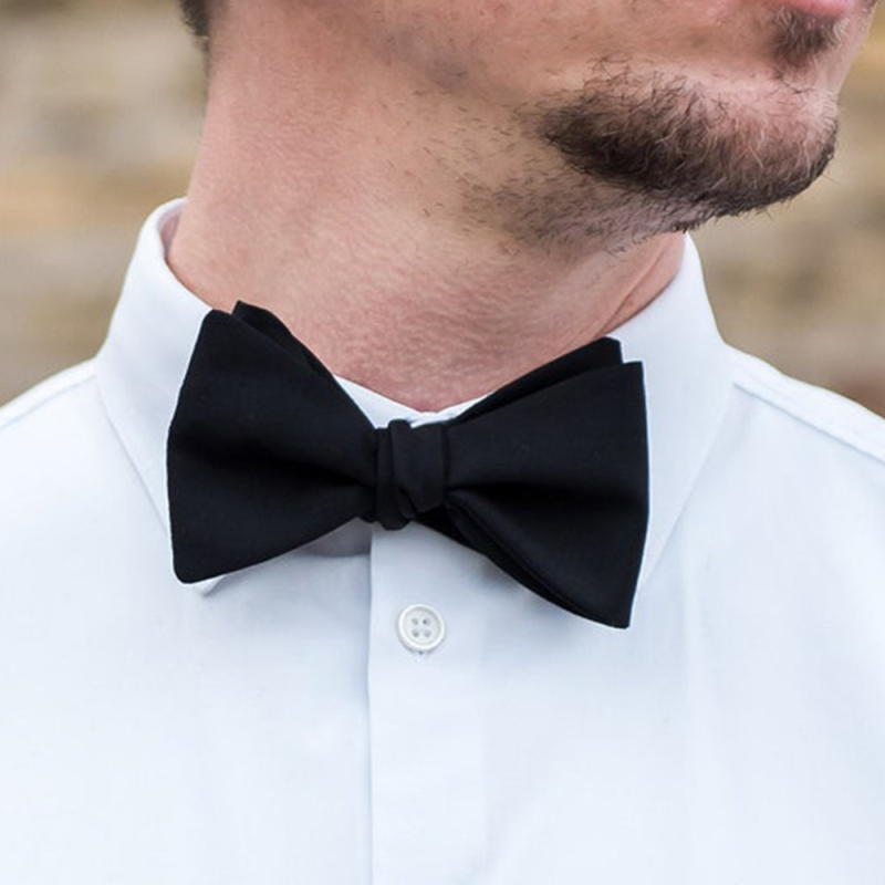 Polüestersiidist ühevärviline kõrvitsast kikilips, käsitsi seotud, meeste moodne äriline ametlik kikilips, pikaajaline hulgimüük