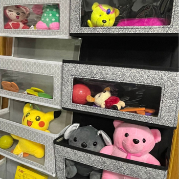 Penkių sluoksnių neaustinio audinio durelių galinis daiktadėžės pakabinamas krepšys Keturių sluoksnių durelių galinis daiktadėžės pakabinamas krepšys su permatomu langeliu Daugiasluoksnis organizavimui skirtas pakabinamas krepšys