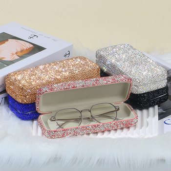 Teemantidega kaetud autoklaaside hoiukast, piiriülene enimmüüdud auto päikeseprillide ümbris, kaasaskantav hoiustamisprillide ümbris autosalongis