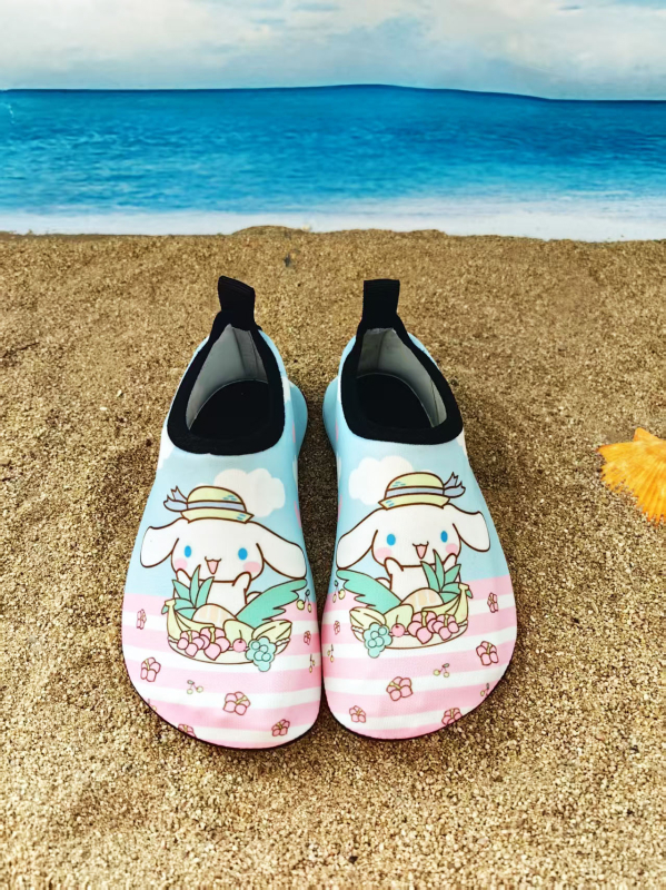 Piiriülesed laste rannajalatsid, libisemiskindla pehme tallaga Sanrio Kuromi veejalatsid, sisespordi libisemiskindlad veejalatsid
