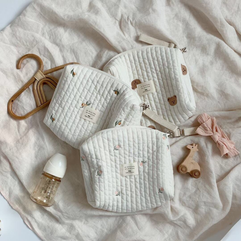 Korea Ins stiilis tikitud karuga tepitud lapsevankri riputuskott lukuga hoiukott emmekott emale ja beebile mähkmekott