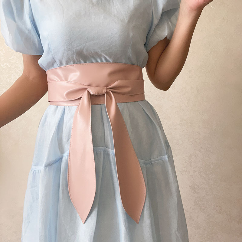 Europietiškos ir amerikietiškos mados platus PU diržas moteriškas paltas dekoratyviniu raišteliais su juosmeniu, aptemptas juosmuo su suknele [karštas išpardavimas tarpvalstybiniu mastu]