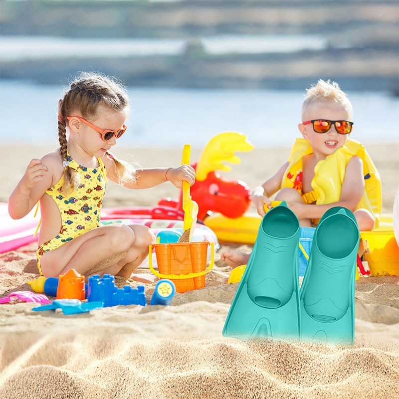 Tarpvalstybiniai suaugusiųjų ir vaikų plaukimo plaukmenys, laisvojo stiliaus nardymo plaukmenys, nardymo sporto įranga, ilgi plaukmenys, ančių ilgio plaukmenys, pėdomis dengti plaukmenys