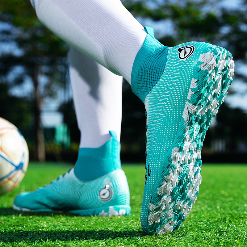 Prekogranične omladinske nogometne cipele 2025. Nove visoke nogometne tenisice za trening za učenike s dugim i slomljenim noktima za veliku djecu