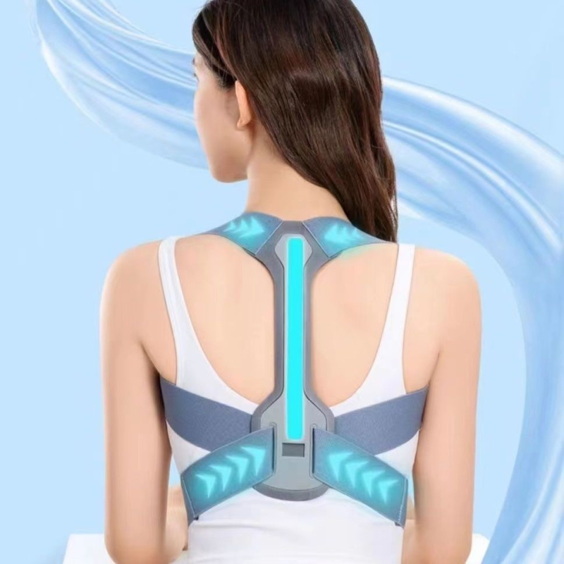 Kuprinės nugaros įtvaras suaugusiesiems, nematomas nugaros įtvaras su vidiniu peties įtvaro artefaktu.