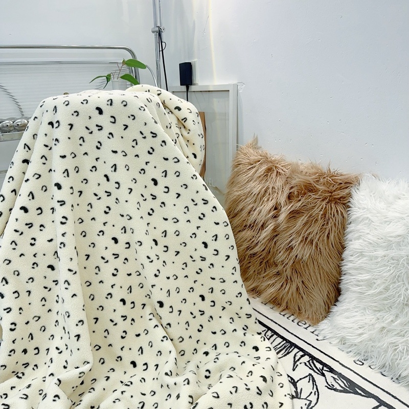 Polka Dot Wave Dot värske piima sametist vabaaja tekk, talvine paksendatud soe kahepoolne fliisist tekk