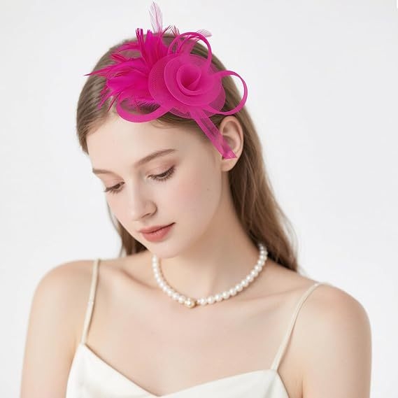 Nauji tarpvalstybiniai nuotakos vestuvių tinklelio plaukų aksesuarai Arbatėlės žirgų lenktynių festivalio moteriški aksesuarai scenos plunksnų skrybėlė