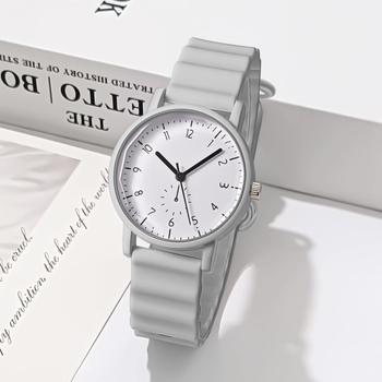 Νέο ψηφιακό ρολόι χαλαζία με στρογγυλό κέλυφος και ζελέ σε ασορτί χρώμα, με δημιουργικό κυματιστό λουράκι σιλικόνης για φοιτητές και αθλητές.