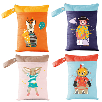 Τσάντα κρεμαστή με διπλό φερμουάρ για καρότσι, αδιάβροχη τσάντα αποθήκευσης για πάνες μωρού, μεγάλης χωρητικότητας, σάκος υγρού 25 * 35cm