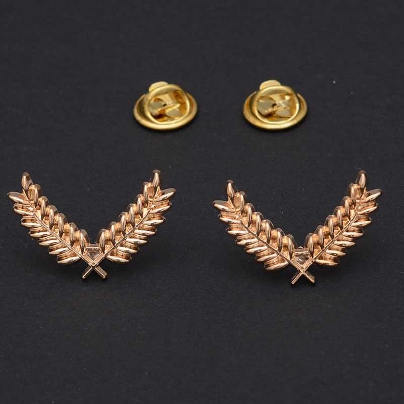 Elegantiška korėjietiško stiliaus retro tuščiavidurė metalinė vyriška ir moteriška apykaklės sagtis, marškinių apykaklės segtukas, suknelės apykaklės segtukas, marškinių apykaklės sagtis