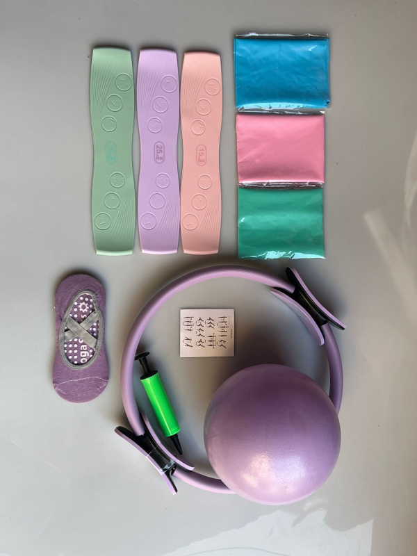 Pilatese ringi seitsmeosaline komplekt venitusvöö, silikoonist pingutusvöö, jooga sokid, jooga nisupalliga salendav kombinatsioon