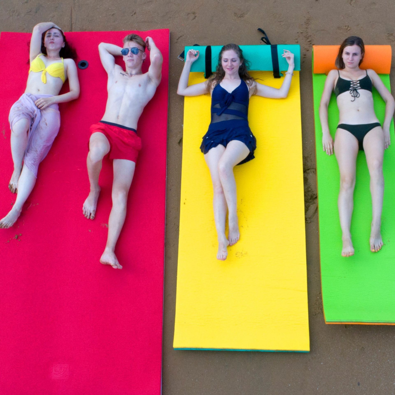 Plaukiojantis vandens kilimėlis „Spot sea“ XPE antklodė, dviejų spalvų XPE plūduriuojanti lova su vandens žaidimais, stebuklingas kilimas