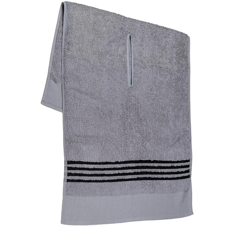 Golfo rankšluostis su perforuota anga, minkštas ir sugeriantis rankšluostis valymui, tarpvalstybinis, populiarus siuvinėtas logotipas, paruoštas pristatymui.