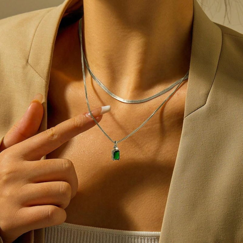 2025 Amazon új, többrétegű arany kereszt medál nyaklánc rozsdamentes acél kulcscsontlánc, akadálymentesített luxus partiékszer