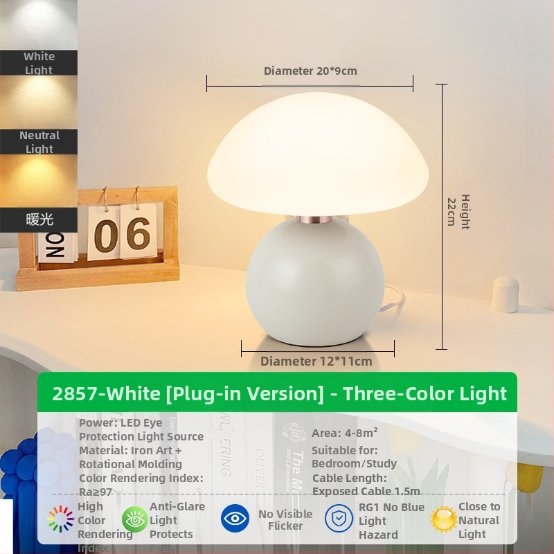 Stolová lampa vo francúzskom krémovom štýle, spálňa, nočné svetlo s vysokou farebnou hodnotou, severské dievča, romantická svadobná dekorácia