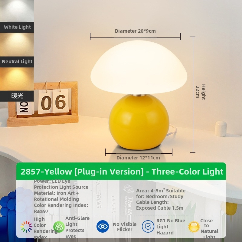 Stolová lampa vo francúzskom krémovom štýle, spálňa, nočné svetlo s vysokou farebnou hodnotou, severské dievča, romantická svadobná dekorácia