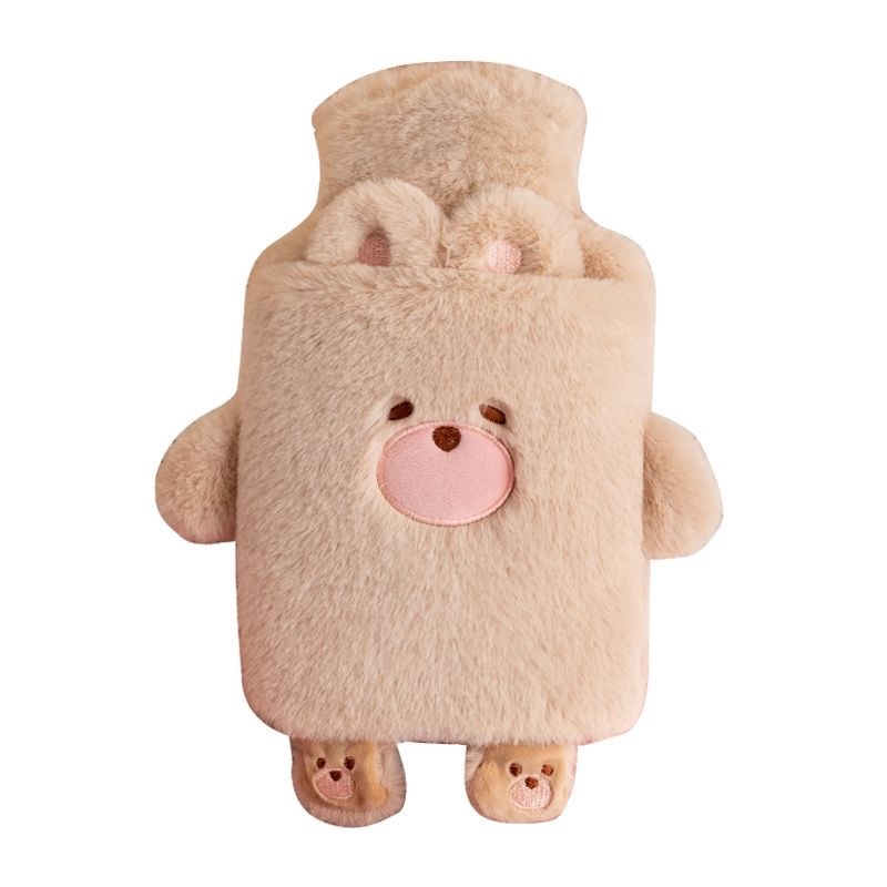 [Matu paaudze] karstā ūdens maisiņš ar ūdeni, pildot siltu vēderu, silts ūdens maisiņš, silta roka, dārgums, studenta vēders, mīlīgs, plīša