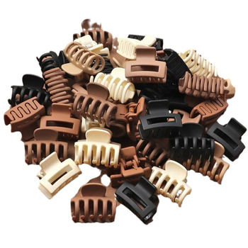 Kryžminis kostiumas su matiniu kraštu, mažo dydžio segtukas, stačiakampis ryklio segtukas, kirpčiukai, sudužęs segtukas, mažas segtukas moterims.