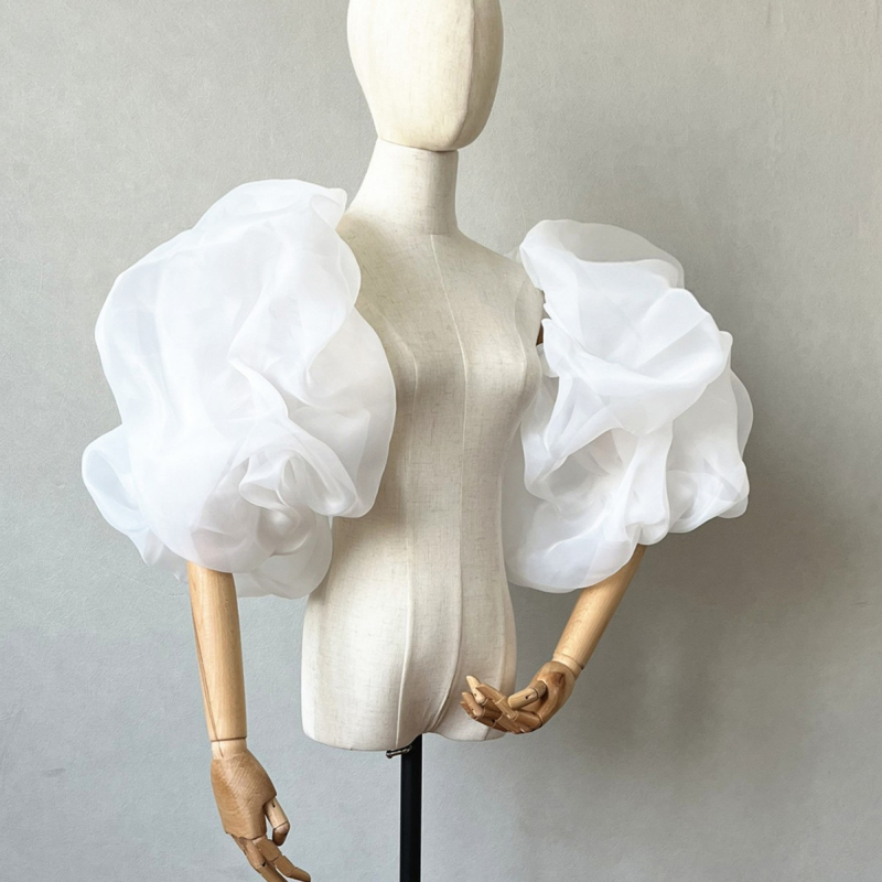 Pruudi pulmakleit organza käevarrukaga laternavarrukaga daamide kleidi aksessuaarid väliskaubanduse hulgimüük V46