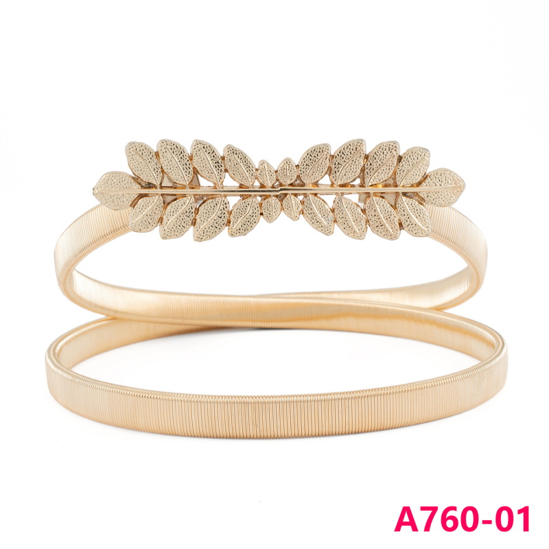 Trendikas naiste vöökett hulgimüügist. Uus mitmekülgne moodne vööaksessuaar. Tekstuuriga dekoratiivne naiste vöö.