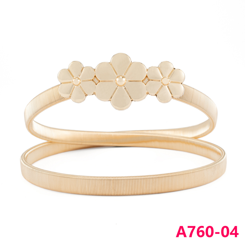 Trendikas naiste vöökett hulgimüügist. Uus mitmekülgne moodne vööaksessuaar. Tekstuuriga dekoratiivne naiste vöö.