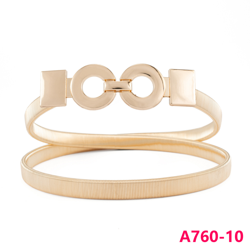 Trendikas naiste vöökett hulgimüügist. Uus mitmekülgne moodne vööaksessuaar. Tekstuuriga dekoratiivne naiste vöö.