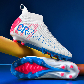 Nauji, tarpvalstybiniai, aukštakulniai futbolo bateliai su nulūžusiais dygliais, skirti dirbtinei žolei, odiniai futbolo bateliai berniukams ir mergaitėms, studentams, profesionaliems treniruočių kamuoliams.