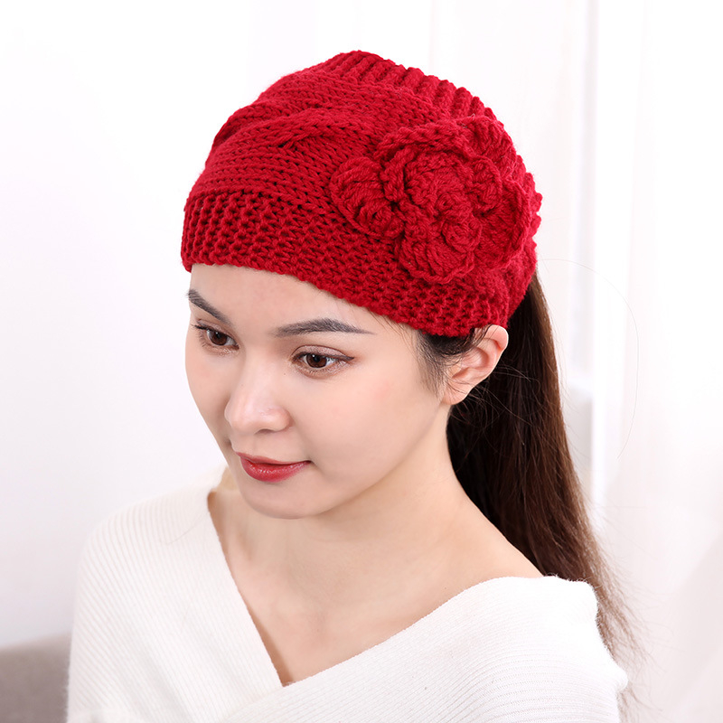 Sügis-talvine soe kootud villane juuksepaelmüts lilleline juuksepael peakatte kate valge juustega peapael naistele