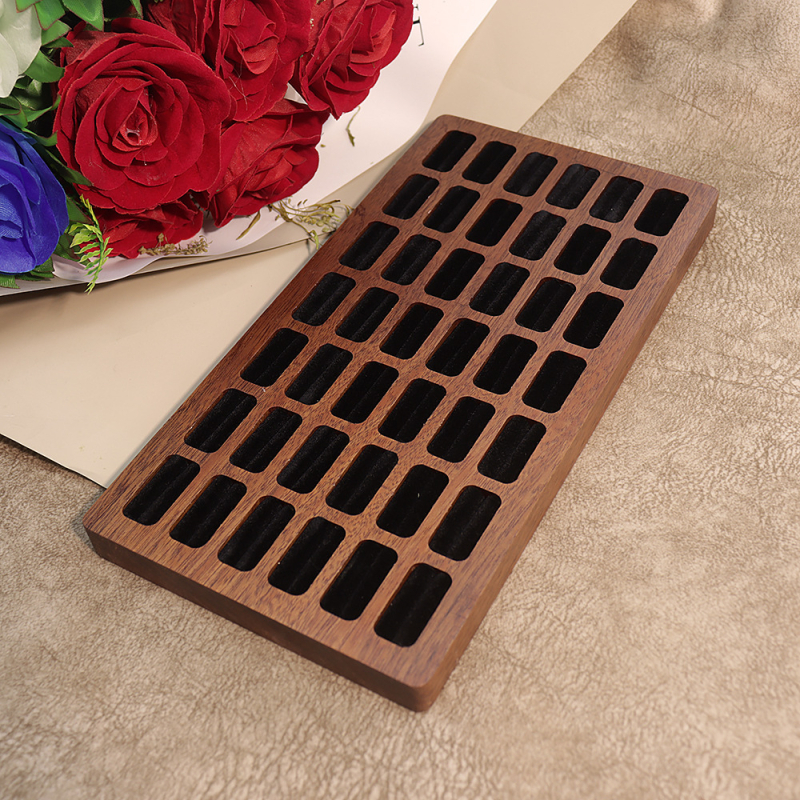 Korėjietiško stiliaus žiedų demonstravimo rekvizitai, medžio masyvo žiedų poros žiedų langų demonstravimo stovas, deimantinių žiedų šaudymo demonstravimo dėklas, didmeninė prekyba