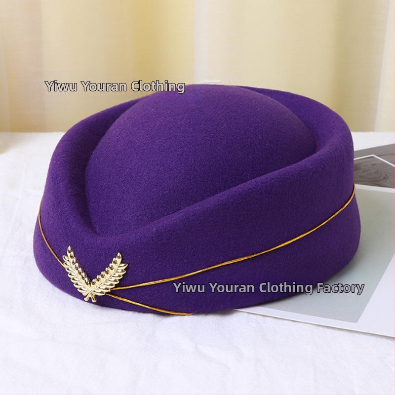 Stjuardessi müts, daamide barett, vastuvõtu etiketi müts, väike trummiorkester, Briti lavaesinemise müts