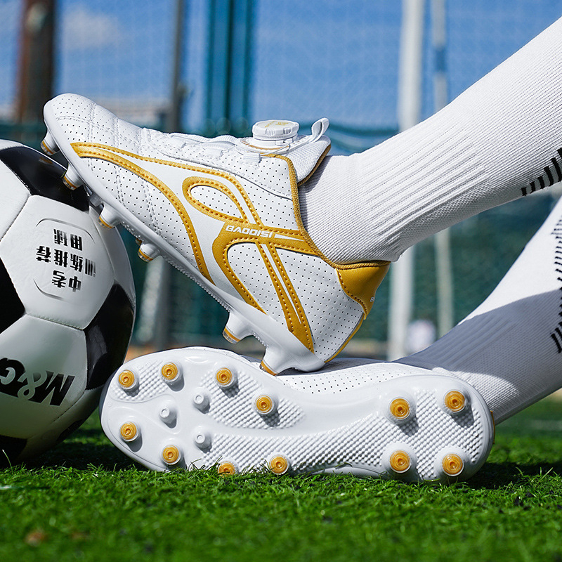 Jaunas bērnu futbola apavi studentiem zēniem TF sasmalcinātu nagu rotējošas sprādzes sieviešu treniņu apavi pārrobežu mākslīgā zāliena futbola apavi