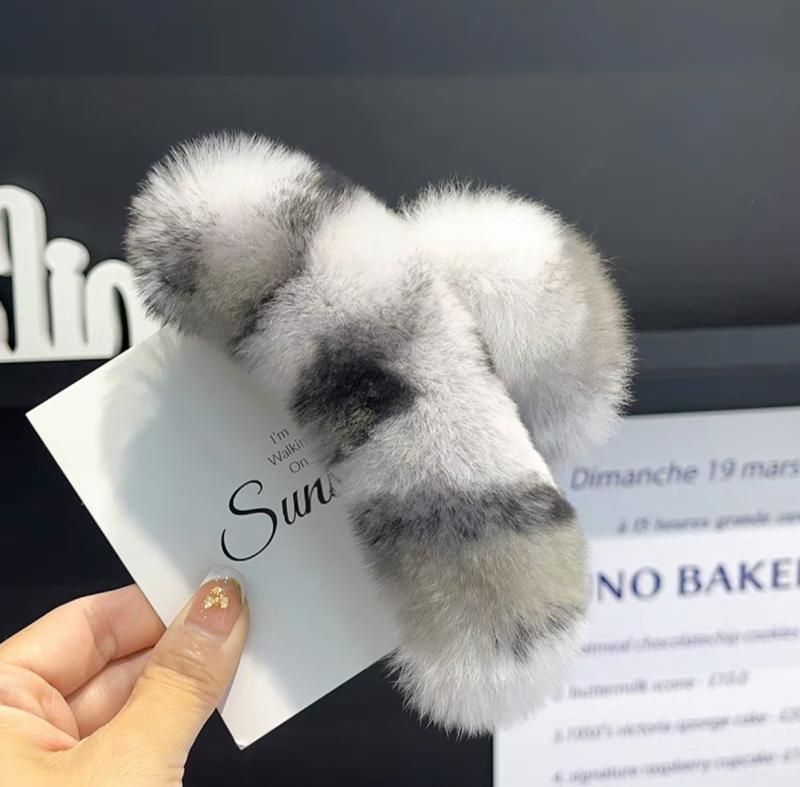 Južnokorejska nova kopča za kosu s pravim zecom, ženska retro prevelika kopča za kosu, kopča za kosu s morskim psima, visokokvalitetna plišana kopča za stražnju glavu