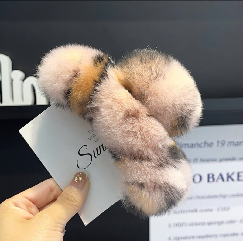 Južnokorejska nova kopča za kosu s pravim zecom, ženska retro prevelika kopča za kosu, kopča za kosu s morskim psima, visokokvalitetna plišana kopča za stražnju glavu