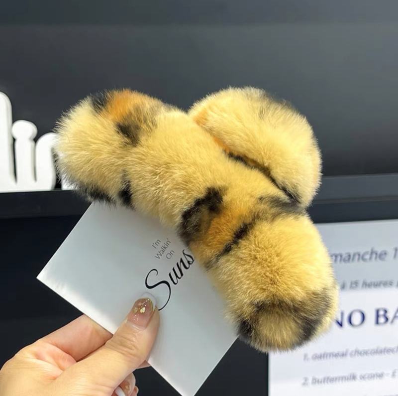 Južnokorejska nova kopča za kosu s pravim zecom, ženska retro prevelika kopča za kosu, kopča za kosu s morskim psima, visokokvalitetna plišana kopča za stražnju glavu