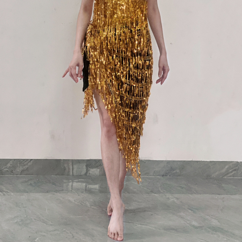 Uus kõhutantsu harjutuskleit, vöökohaga kett, puusarätik, seelik, litrid, tutiga saago, rasketööstuse trummikleit, vöörätik