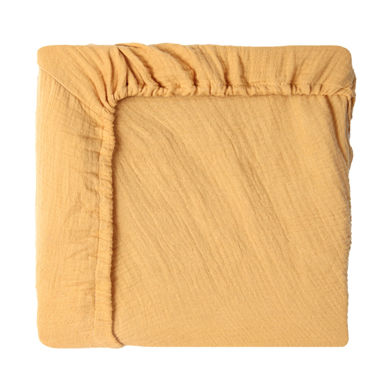 Gamykloje parduodamas sukurtų audinių kūdikių medvilninių verpalų lovos užtiesalų rinkinys, vienspalvis kūdikio lova, pilnai uždengta, dvisluoksnė medvilninių verpalų kvėpuojanti paklodė