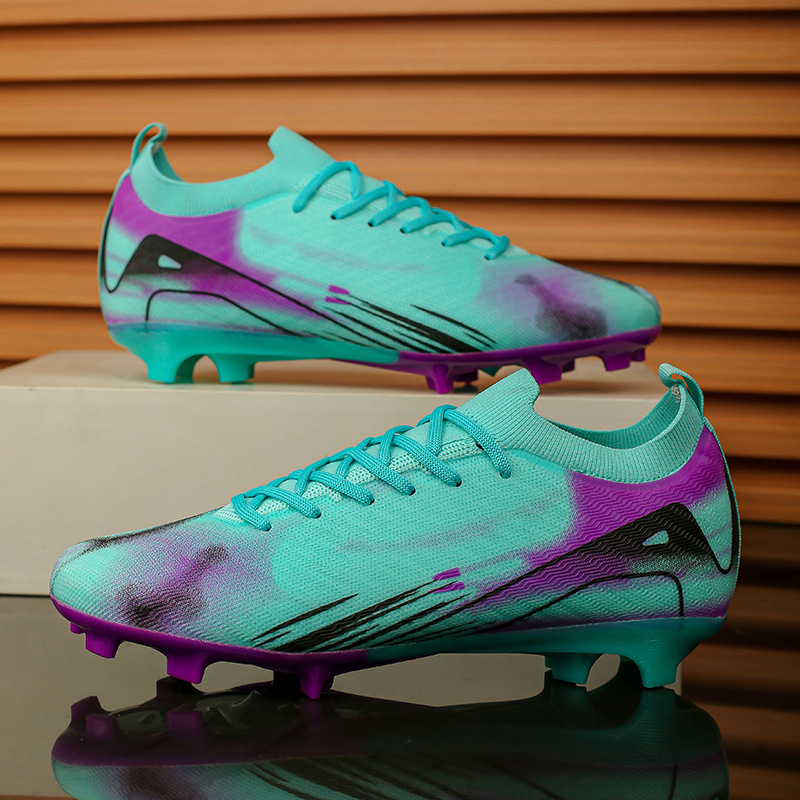 Nauji „Cross-Border Assassin 16“ vyriški futbolo bateliai, skirti pasaulio taurės žaidimams, austi žolės treniruočių bateliai, žemai iškirpti, ilgi dygliuoti.