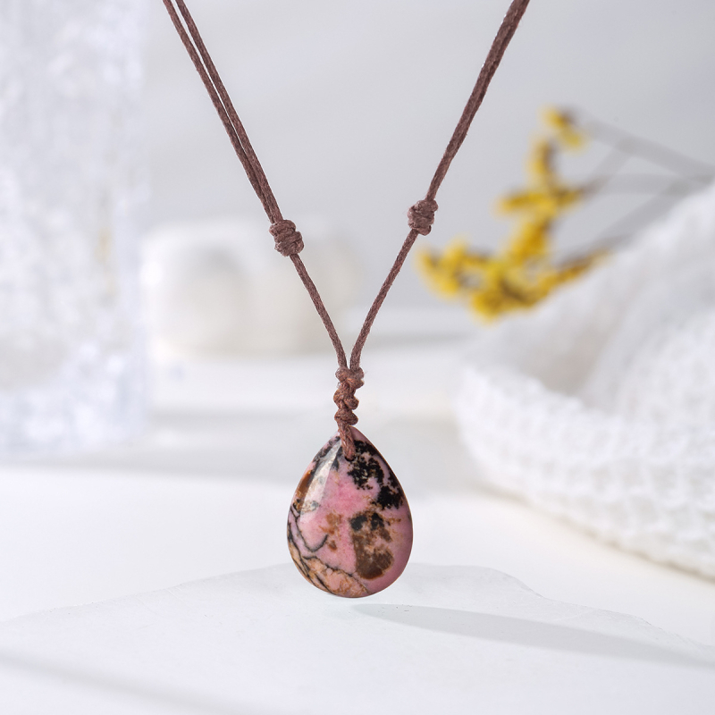 Piiriülene käsitsi kootud looduskivist kaelakee ripats ehtekivist kristall retro tilgakujuline Joker tehase hulgimüük