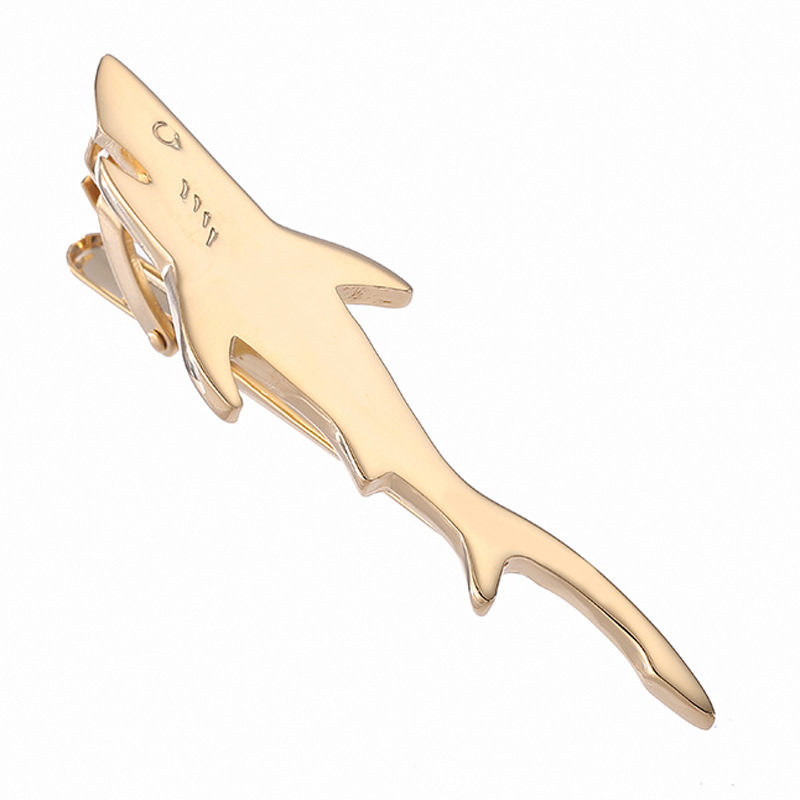 Įrėminti mieli aukštos kokybės vyriški ir moteriški kaklaraiščių segtukai, madingi ir universalūs ryklio formos kryžminiai segtukai, gryno vario eksporto kaklaraiščių segtukai, didmeninė prekyba