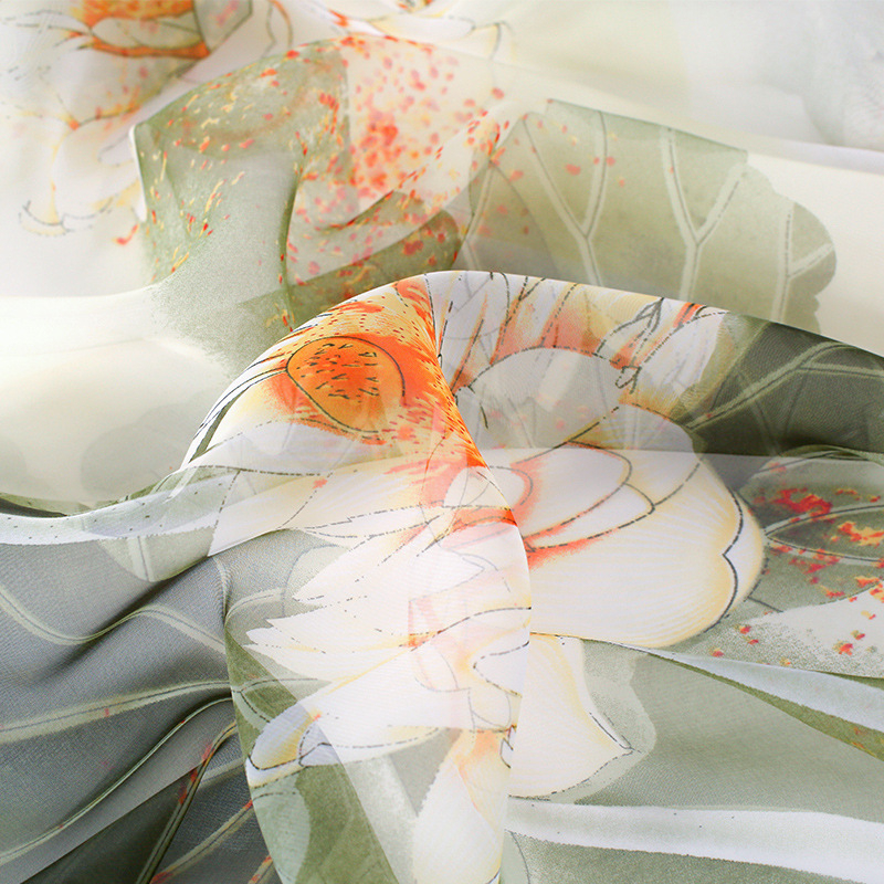 Šilkinis šalikas moterims, 2024 m. naujo stiliaus plonas vasaros vidurio rudens festivalio dovanų dėžutė, didelė skara mamai ir vyresnio amžiaus žmonėms